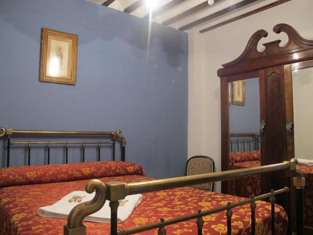 Casa Rural Cuatro De Oros Santa Cruz de la Zarza Chambre photo